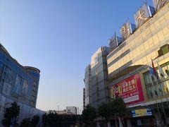 -广州白马服装市场