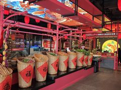 -丽华园·武汉地标楚菜餐厅(青山江滩店)