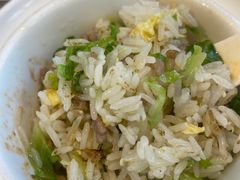 牛肉炒饭-品泉餐厅·大盆鱼·走地鸡
