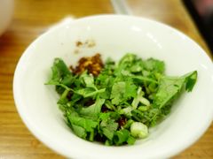 -苗伯妈酸汤火锅