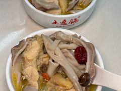 -土连锅·现熬养生汤锅(梁家巷店)