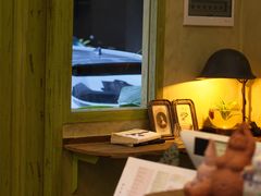 -六区宿舍咖啡店