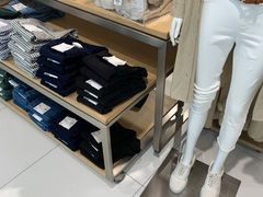 -优衣库(北京万柳华联购物中心店)