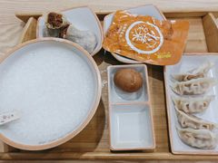 三米蒸饺-三米粥铺(中春路店)