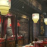 不懂就问：深圳的火锅店🍲都这么卷嘛！！？
