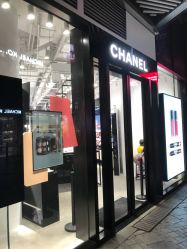-Chanel