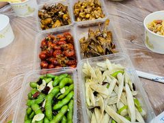 -蓝精灵饺子店