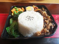 鱼香肉丝盖饭-十九集重庆小面(天坛西路店)