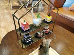 -ZING COFFEE 镜咖啡