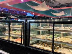 面包甜点陈列柜-圣罗巴海鲜自助(黑金店)
