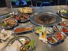 -哈哈碳都·牛肋条无限自助烤肉(台江万达店)