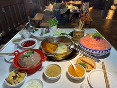 -周师兄大刀腰片火锅(磁器口直营店)