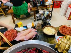 -黄潇洒老火锅(九眼桥宏济巷店)