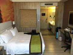 iphone_upload_pic-西安大雁塔科技大学地铁站亚朵酒店