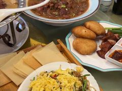 -龙香居海鲜浑锅家常菜·特色驴肉