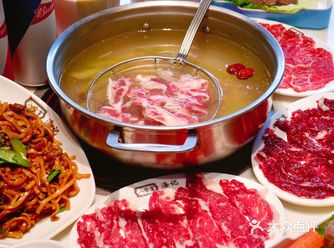 菜品上新季·合里来涮️一秒爱上这锅苦瓜黄豆汤️