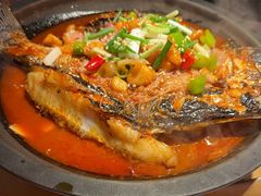 -鸣记脆皮烤鱼(三八广场店)