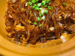 -有红鸡毛店·川菜(建设路店)