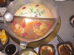 -湊湊火锅·茶憩(南京万象天地店)