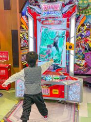 -莫莉幻想儿童乐园(武汉经开永旺店)