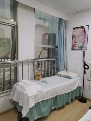 -金品苗方专业祛痘中心