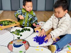 -MuaKids Garden