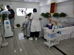 点击看大图 -蕾特恩专业祛痘·皮肤管理