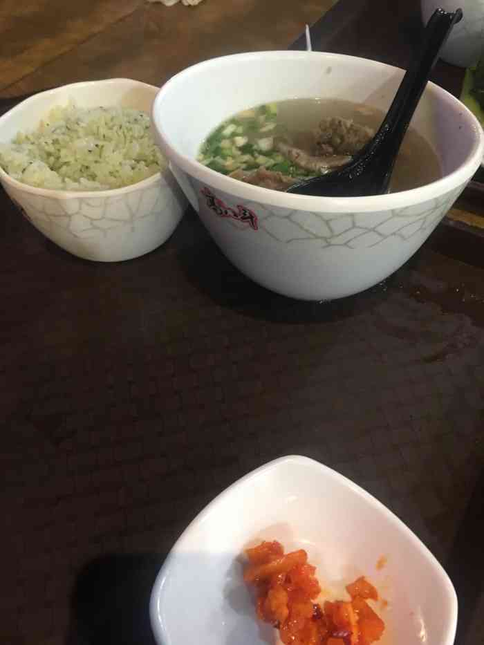 高八斗鹹肉菜飯骨頭湯