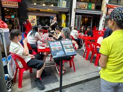 -BHC炸鸡(明洞总店)