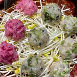 成都！老外冒雨来吃的社区火锅！现切牛肉9.9