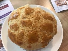 菠萝包-新世界餐厅(万达店)
