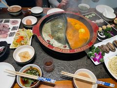 -景明轩•养生酸汤鱼火锅 云贵鲜菌 现舂野果酸汤(王寨小区店)