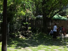 -Lam Vien Restaurant