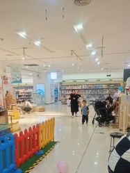 -孩子王(万达广场店)