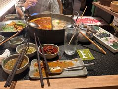 -三出山火锅(南京万象天地店)