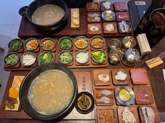 -银米·云南传统过桥米线(双廊黑金冠店)