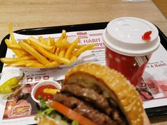 -The Habit Burger Grill 哈比特汉堡(爱琴海店)