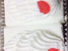 -红宝石·鲜奶小方·海派西点房(金杨店)