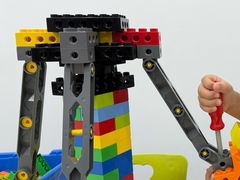 -百变天才机器人编程中心·信奥·VEX竞赛·无人机(金田广场店)