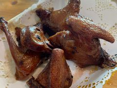 红烧乳鸽-崖口煲仔饭