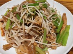 -泉畔人家·老济南经典鲁菜(大明湖店)