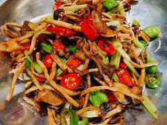 -雅和睿景·商务宴·风味土窑鸡(花博汇店)