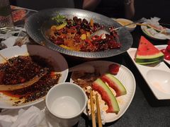 -辣尚瘾·烤鱼·新川菜(牡丹园直营店)