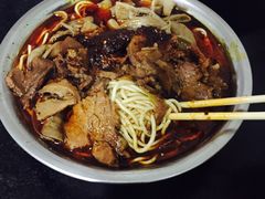 -薛记襄阳香辣牛肉面(平安路店)