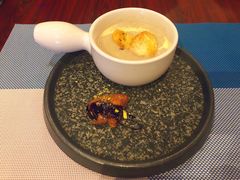 -香格里拉鱼跃地中海西餐厅·牛排披萨