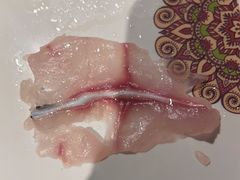 -老牌坊云南鱼豆花火锅(哈西万达店)
