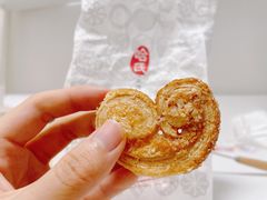 小蝴蝶酥-上海哈尔滨食品厂(淮海中路店)