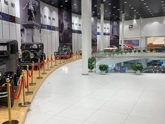-杭州中沃沃尔沃4S店(滨江区店)