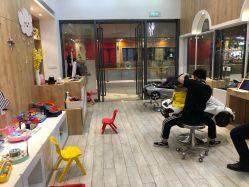 -奇怪的独角兽亲子理发沙龙