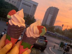 -麦当劳(展览路店)